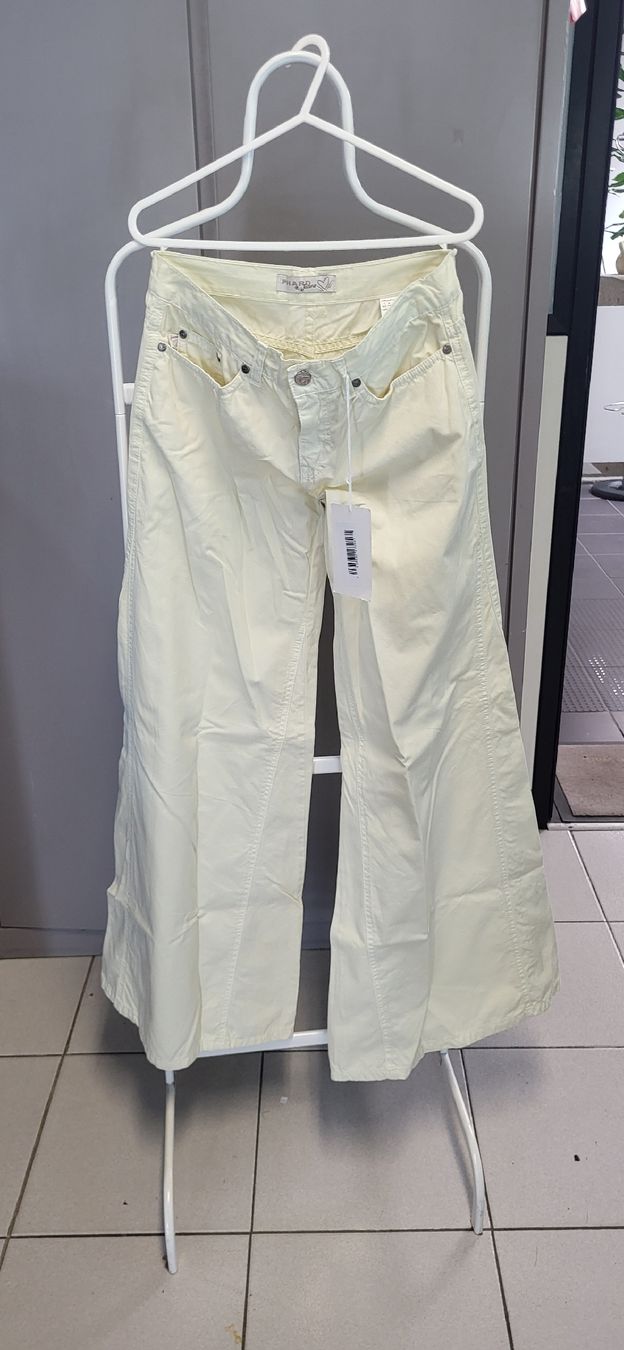 Jeans: Phard Jeans, Schlaghose, hellgelb Gr. 42 – Nuovo (secondo la descrizione) da Figino venduto da mayam63