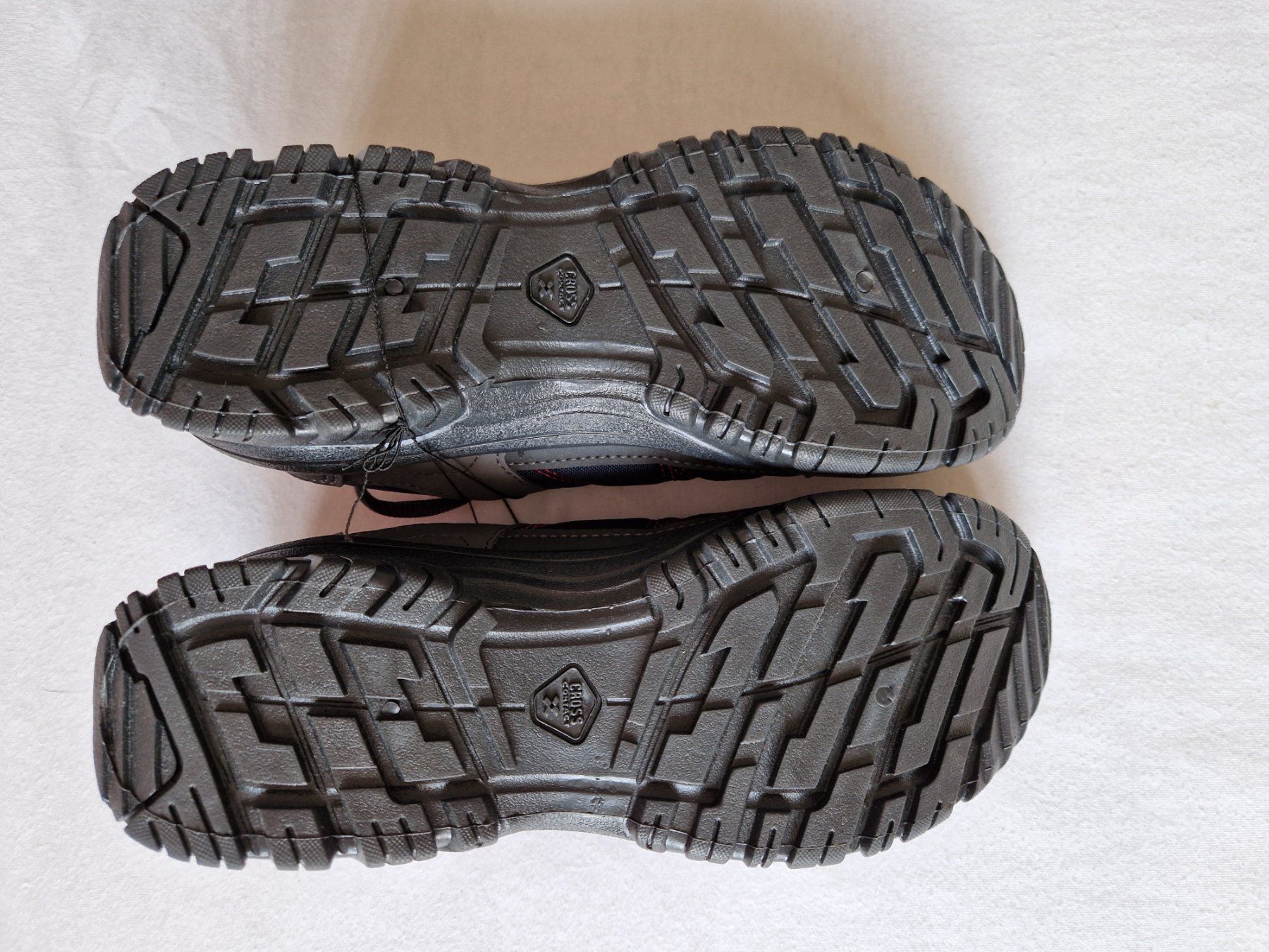 Decathlon Scarpe da donna: Quechua Wanderschuhe Gr. 37, neu mit Etikett – Nuovo e nell'imballaggio originale da Kyburg venduto da zei_z76d 1