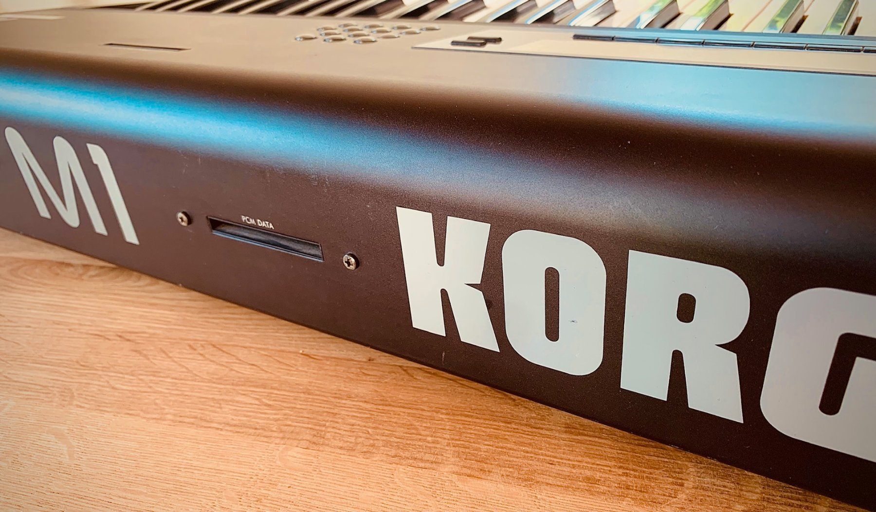Korg Musikinstrumente: KORG M1 Workstation Synthesizer mit Hardcase – Gebraucht aus Wiliberg von thomaskull01 1
