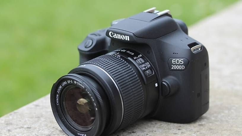 Fotocamera: Canon D2000 come nuova  – Usato da Bellinzona venduto da tah_z6dy 1