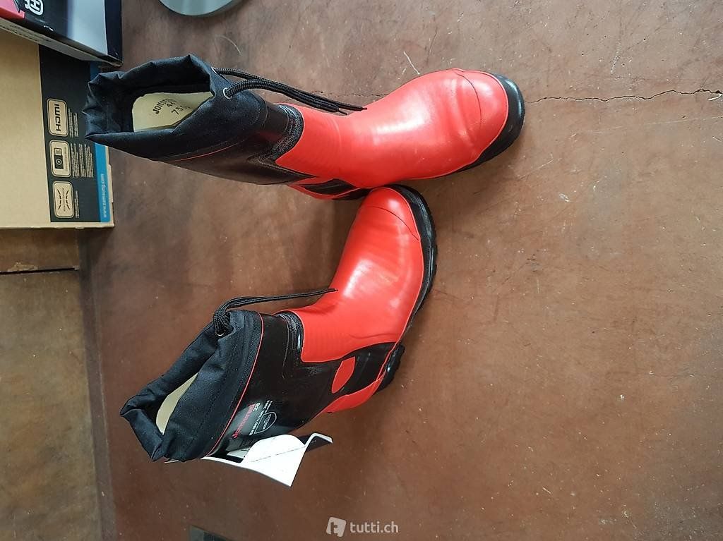 Scarpe da uomo: Sicherheits Stiefel Jonsered – Nuovo e nell'imballaggio originale da Lenk im Simmental venduto da ASGaragenAG
