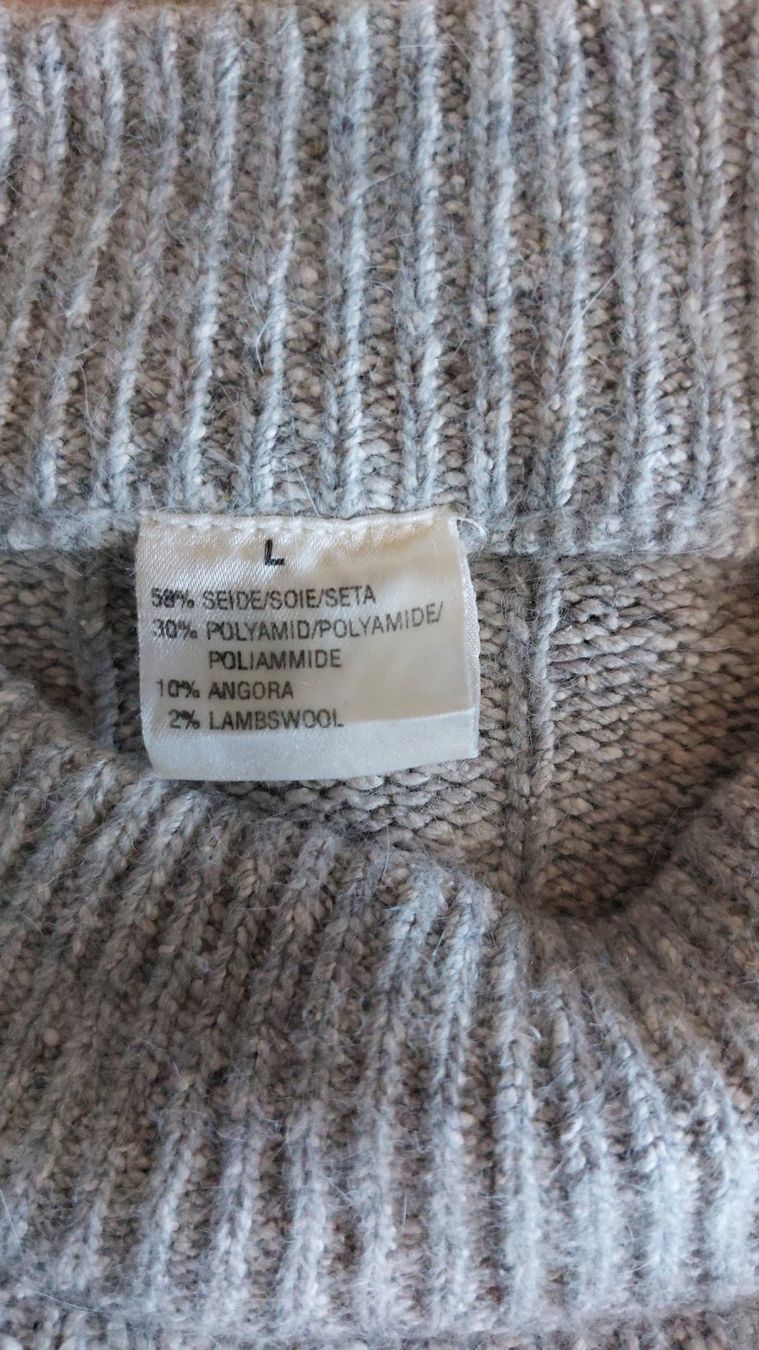 Maglioni & Felpe: Sehr schöner langer  Pullover mit 58%Seide – Usato da Frauenkappelen venduto da ninanu80 2