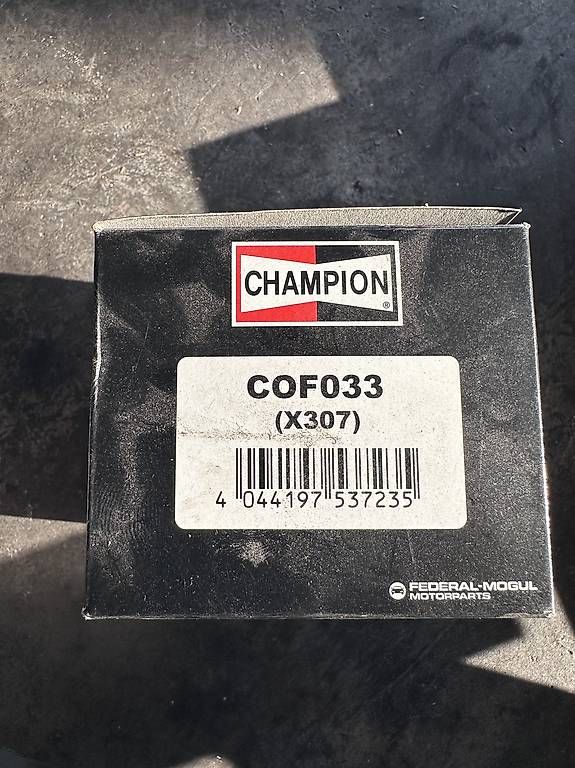 Champion Alle Motorradersatzteile: Oelfilter CHAMPION COF033 / X307 – Neu und originalverpackt aus Dättlikon von Becd