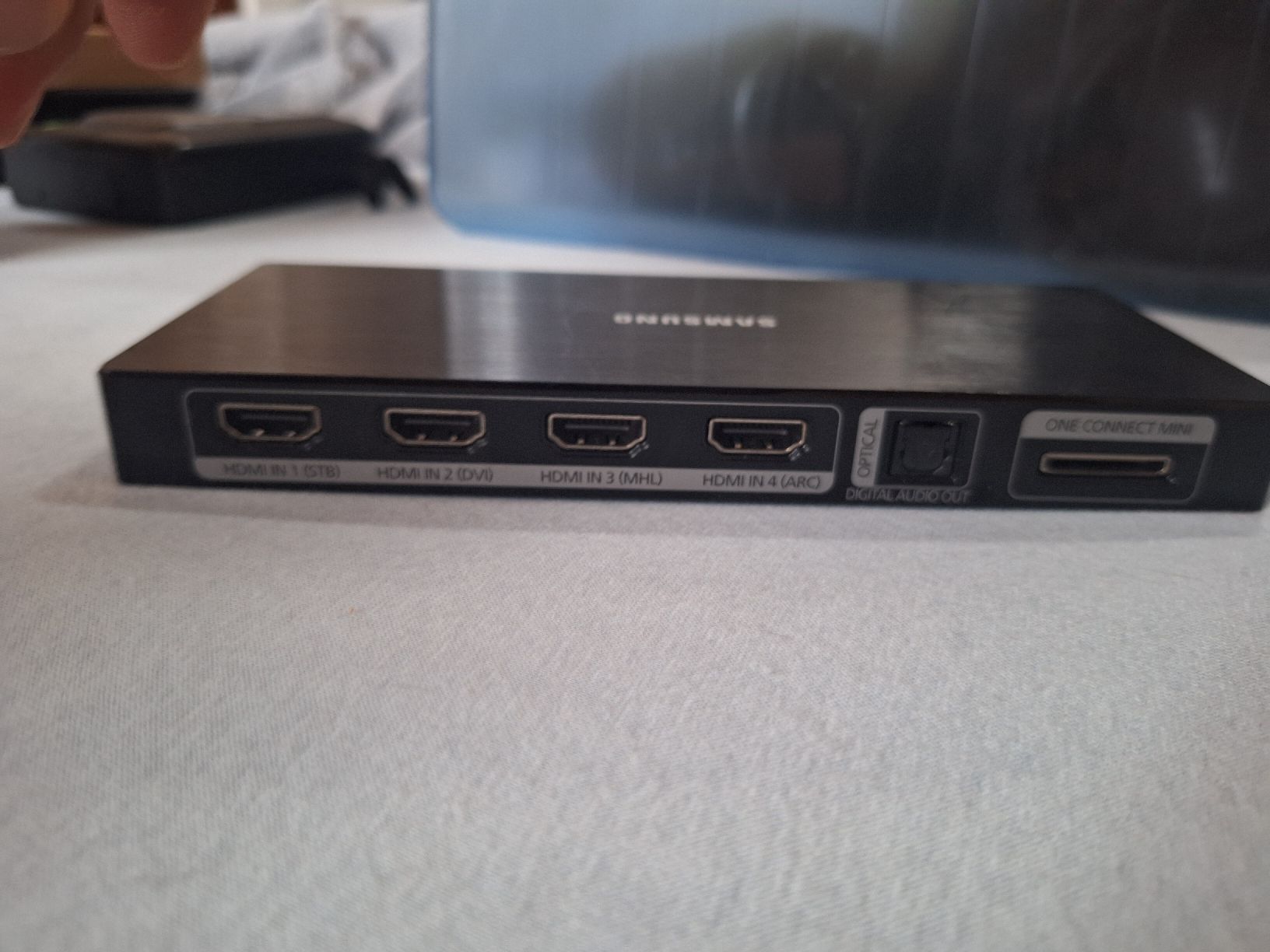 Samsung Lettore multimediale & Streamer: Boîtier One Connect Mini Samsung – Usato da Tannay venduto da v1n1p00h 2