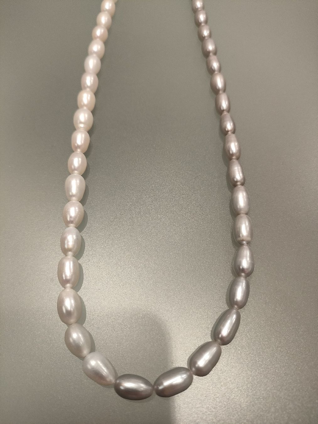 Catenine: Süsswasserperlen Kette in 2 Farben – Nuovo e nell'imballaggio originale da Bern venduto da Lidia.5 1