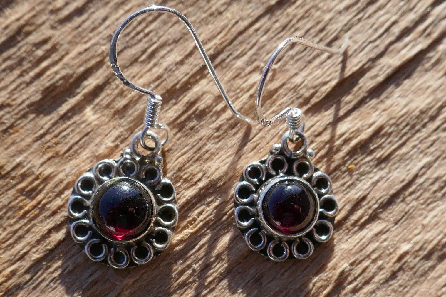 Ohrringe & -stecker: Ohrhänger Silber mit Granat – Neu (gemäss Beschreibung) aus Arboldswil von estrella925