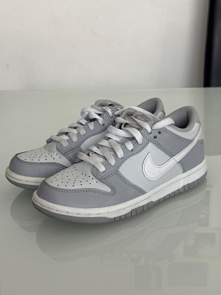 Nike Scarpe per ragazzi: Nike shoes – Usato da Thalwil venduto da perulina