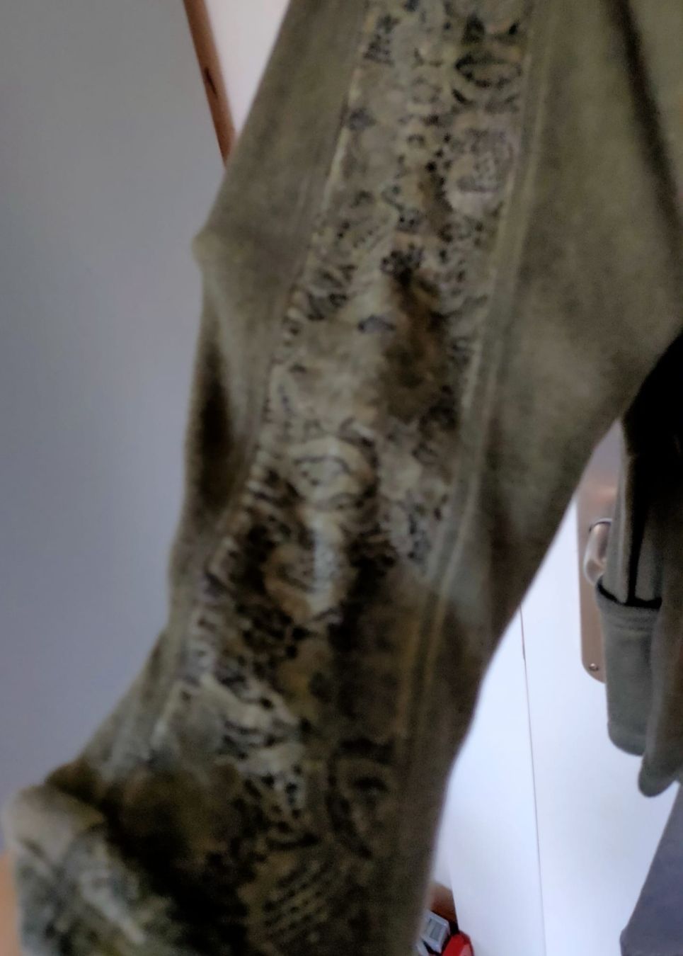 Lotti di vestiti: Zweiteiler Gr. XL – Usato da Luzern venduto da Luzern_Energy 4
