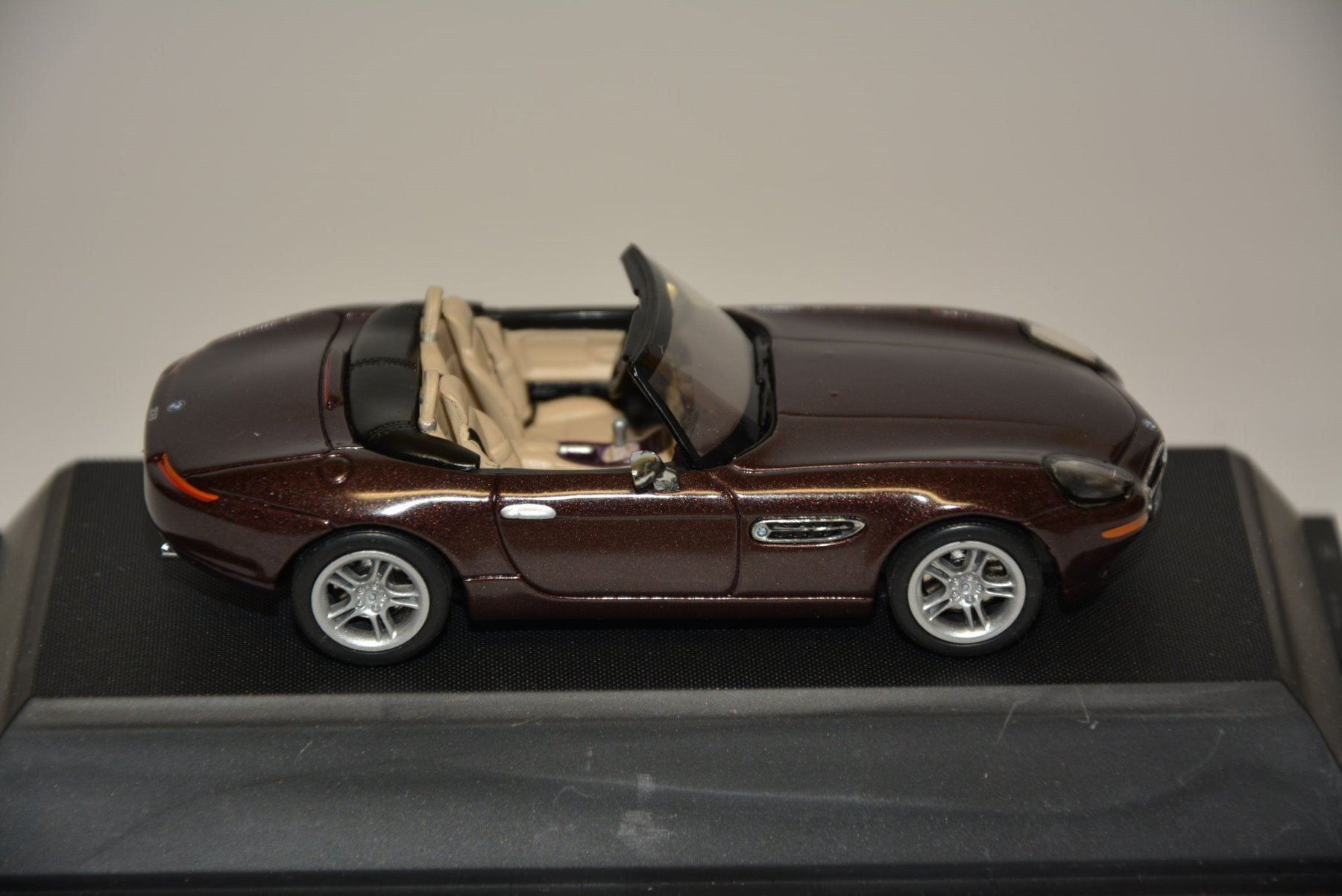 BMW Modellini d'auto: BMW Z8 , Criollo Red , Jadi , 1:43 – Nuovo e nell'imballaggio originale da Goldach venduto da Feivel9 5