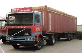 BL Volvo F10 Intercooler camion Container Depot Foto