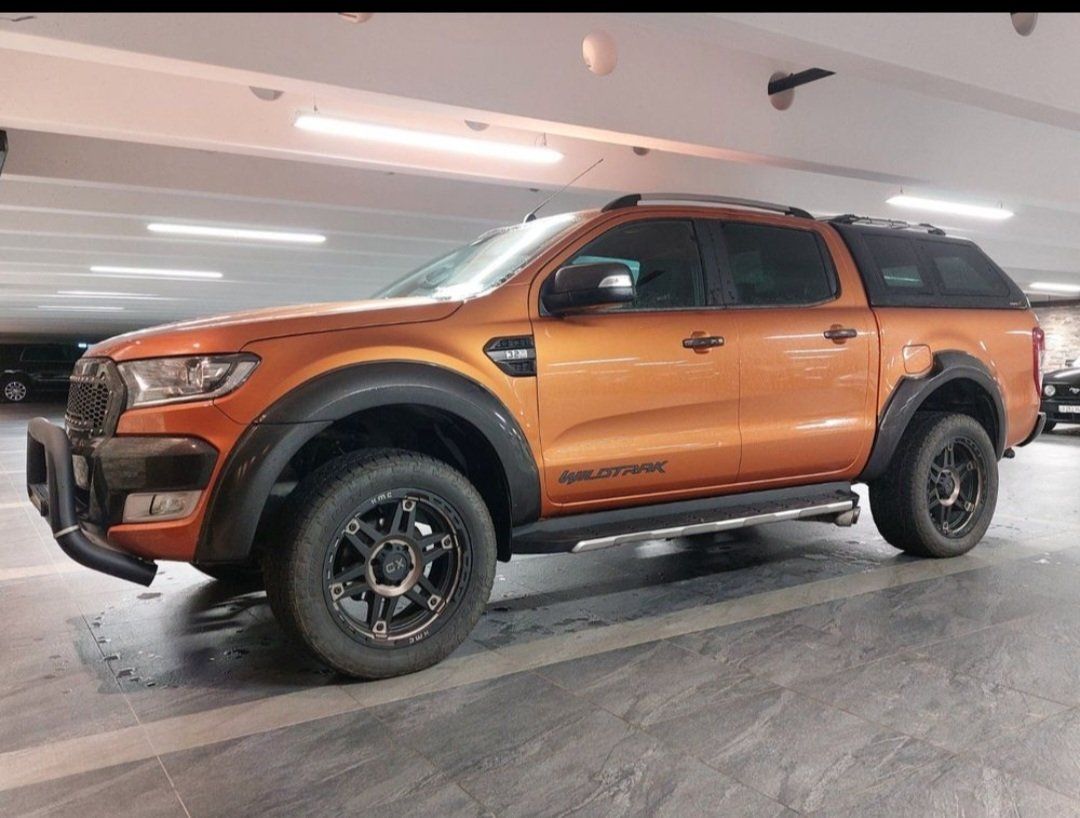 Ford Automobili: Ford Ranger Wildtrak 3.2 – Usato da Neuenegg venduto da PW6494 1