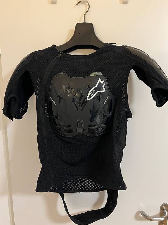 Alpinestars Protezioni & Imbottiture: Alpinestars Tech 3 jacket protector. Taglia M – Usato da Zürich venduto da Avanin 1