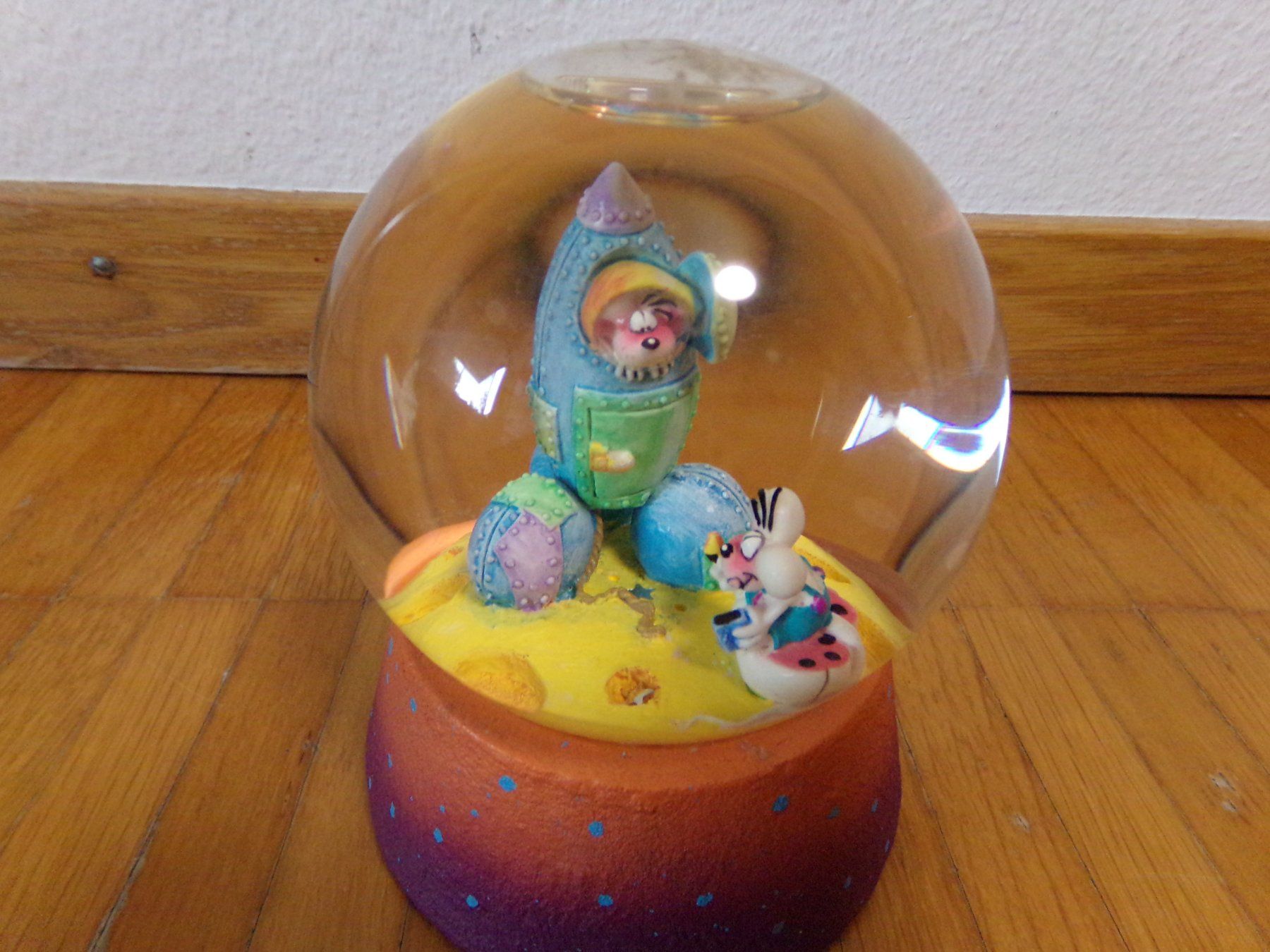 Tutte le decorazioni: Diddl Schneekugel Diddl auf dem Mond – Usato da Winterthur venduto da Jessi_di 1