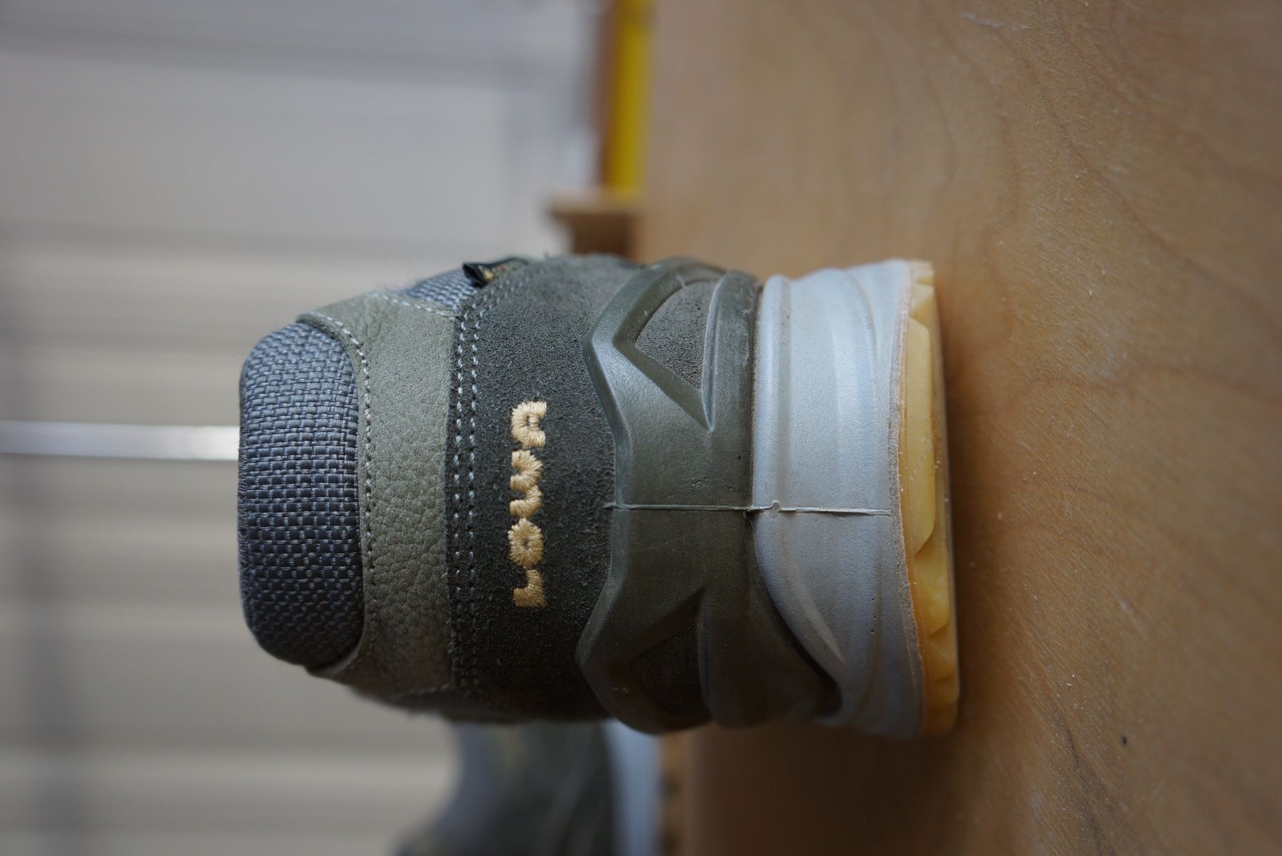 Lowa Chaussures hommes: Lowa Wanderschuhe, Grösse 45 – D'occasion à Zürich par woh_b7gw 5