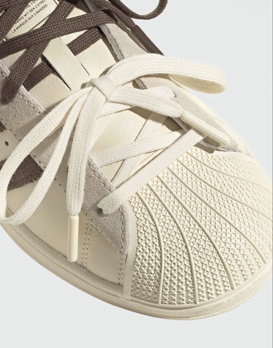 Adidas Scarpe da donna: adidas Superstar II Molly-Mae Latte – Nuovo e nell'imballaggio originale da Yverdon-les-Bains venduto da ioustock 3