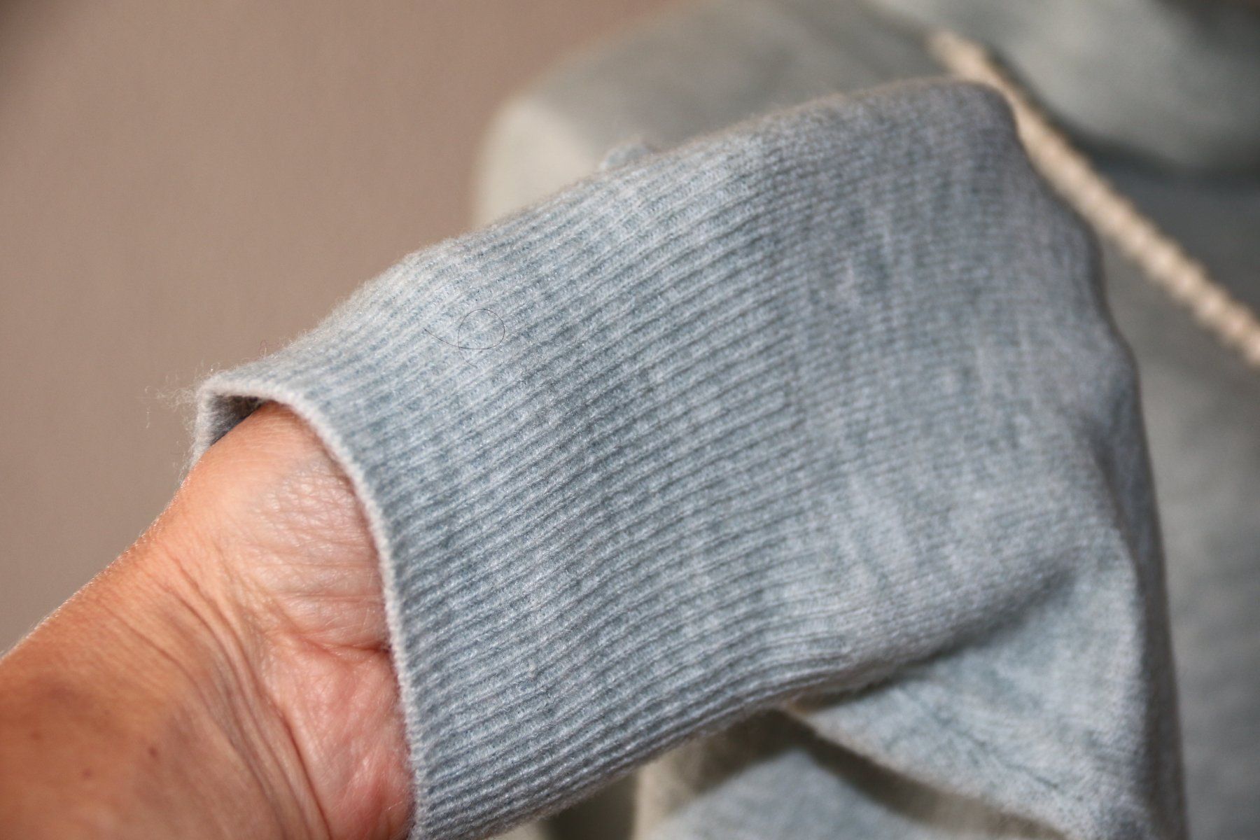 Nile Maglioni & Felpe: NILE wunderschöner Pullover Gr.L-M  NEU – Nuovo e nell'imballaggio originale da Oberwil-Lieli venduto da Svetlana28 4