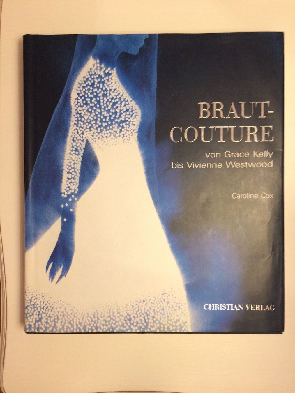 Libri: Buch "Braut-Couture" Geschichte des Brautkleides – Usato da Basel venduto da ros_xyp8