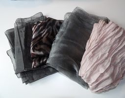 4 Foulards zum Schnäppchenpreis