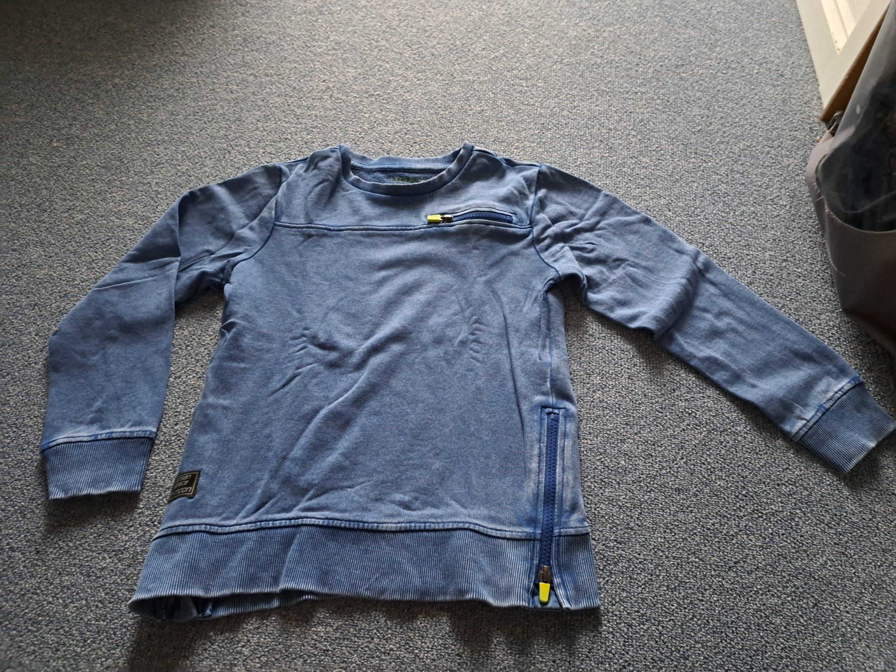 Maglioni & Felpe: Pulli blau Reissverschluss Gr. 134 NEU – Nuovo (secondo la descrizione) da Killwangen venduto da KIANA08