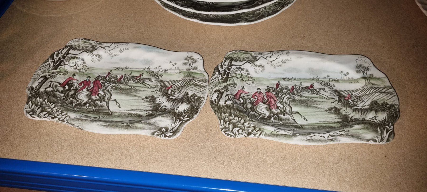 Johnson Brothers Set di piatti: Geschirrset Johnson Bros. ''The Meet'' – Usato da Buchs SG venduto da T.W01 3