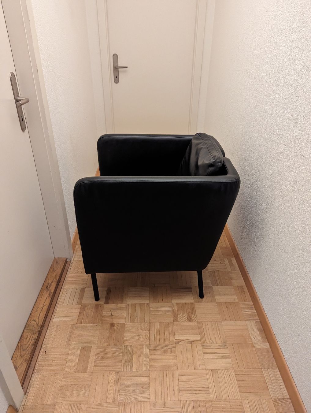 Ikea Sessel: Zwei IKEA EKERÖ Sessel Bomstad Schwarz  – Gebraucht aus Luzern von philipruth 1