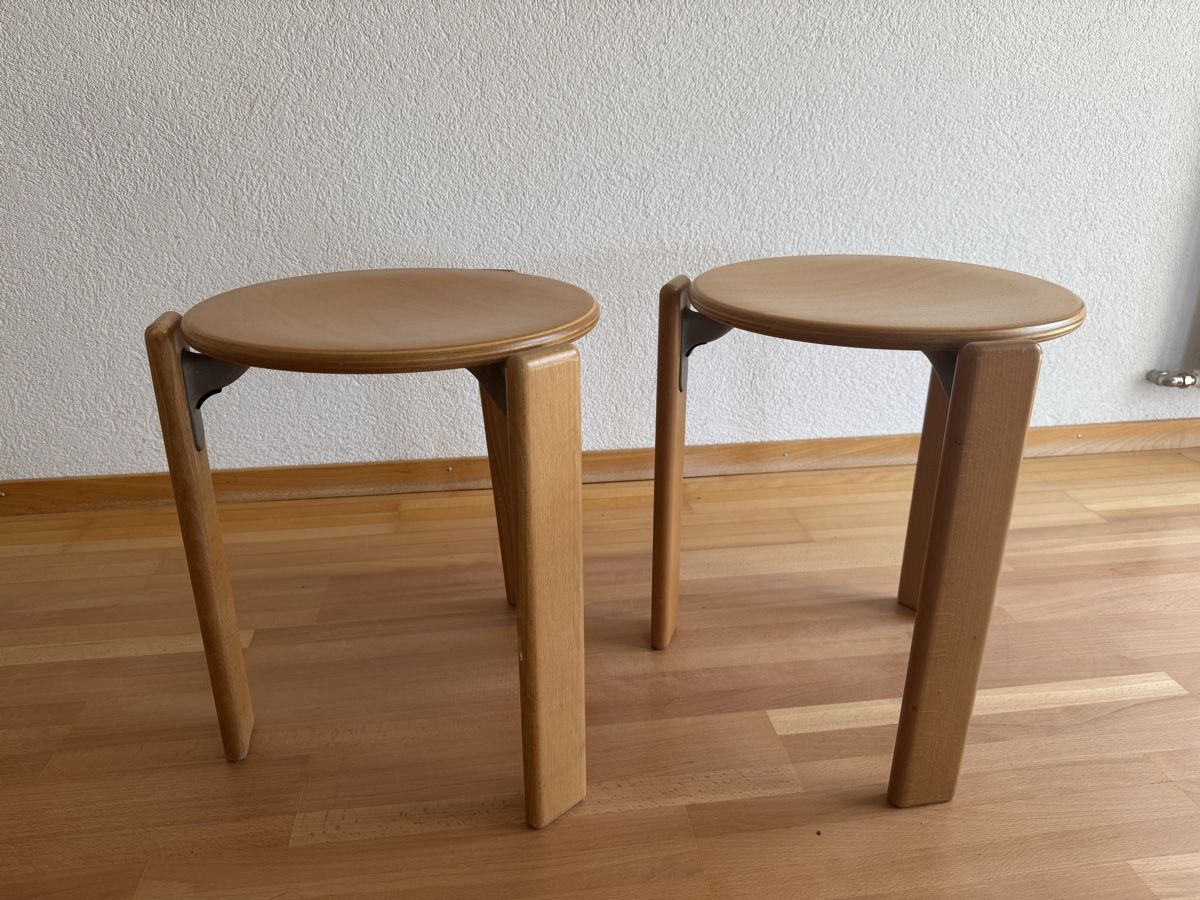Dietiker Sgabelli: Dietiker Holzschemmel, Hocker, Stühle – Usato da Langnau am Albis venduto da pla_2vk5
