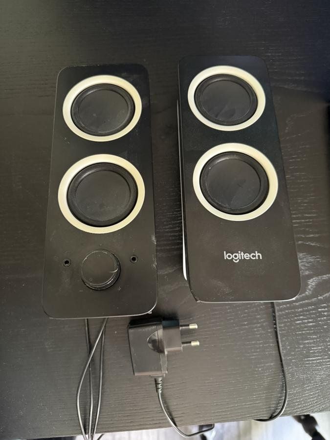 Lautsprecher: Enceintes PC Logitech Z200 2.0 stéréo – Gebraucht aus Evilard von Adrien___2