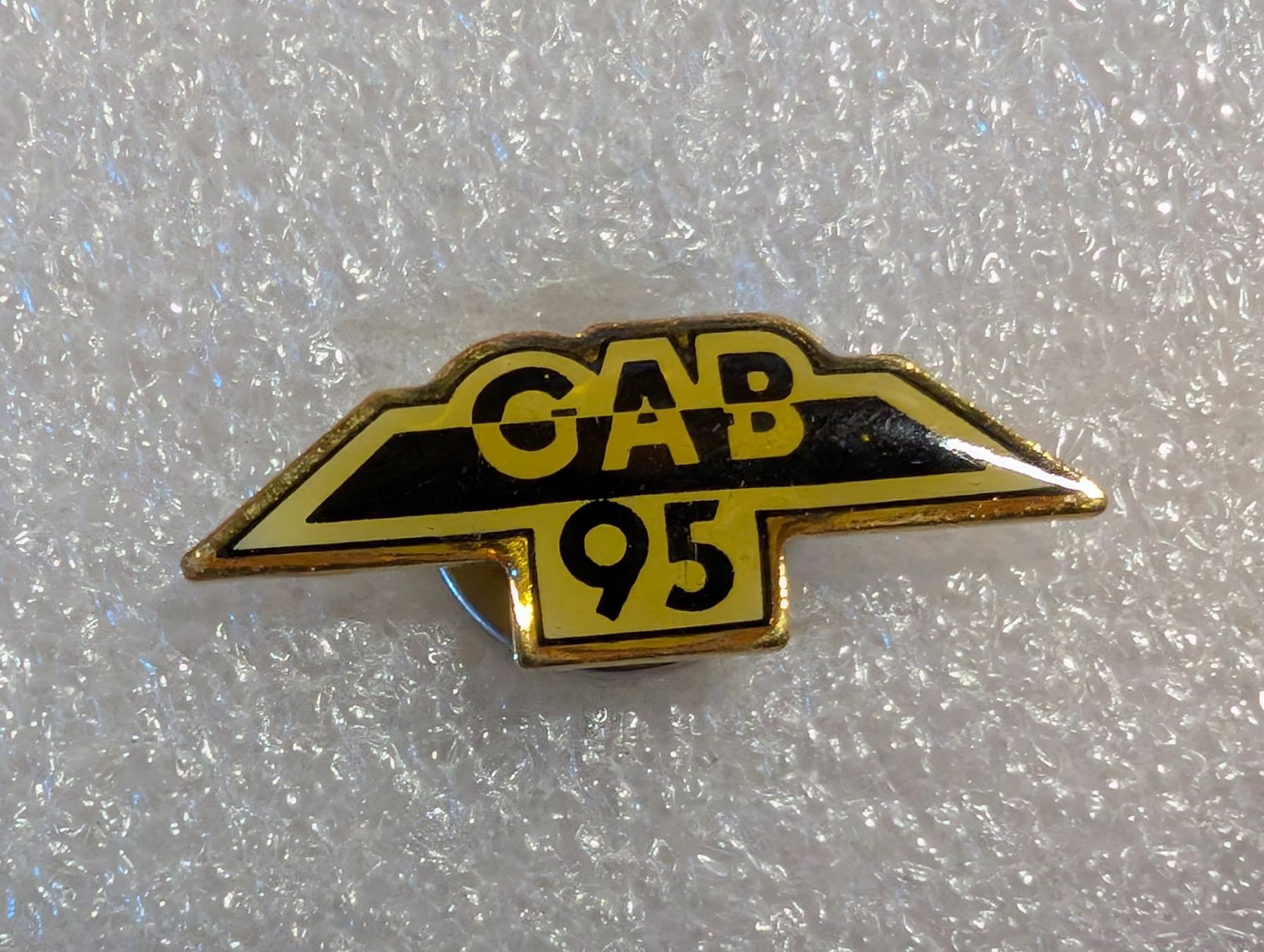Placchette & Badge: Ansteckpin 276: GAB  – Usato da Oppligen venduto da Pin-Fall-Shop