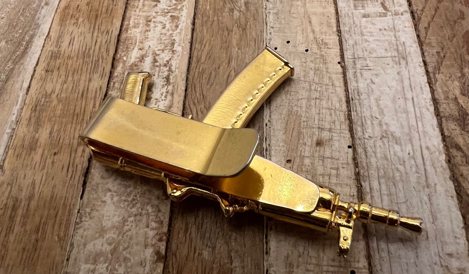 Portafogli: Money Clip – Usato da Cham venduto da Tibner 1