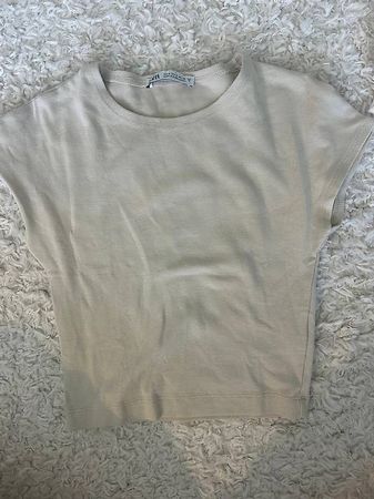 T-shirt in Beige