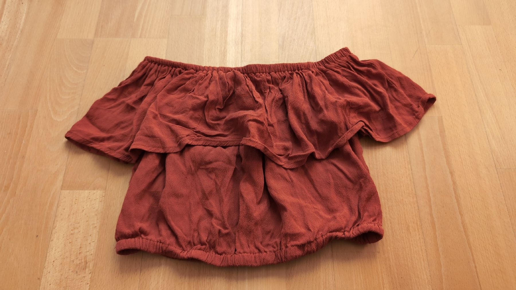 Tops: Schulterfreies Sommertop Gr. S – Gebraucht aus Oberentfelden von sel_l5pv 1