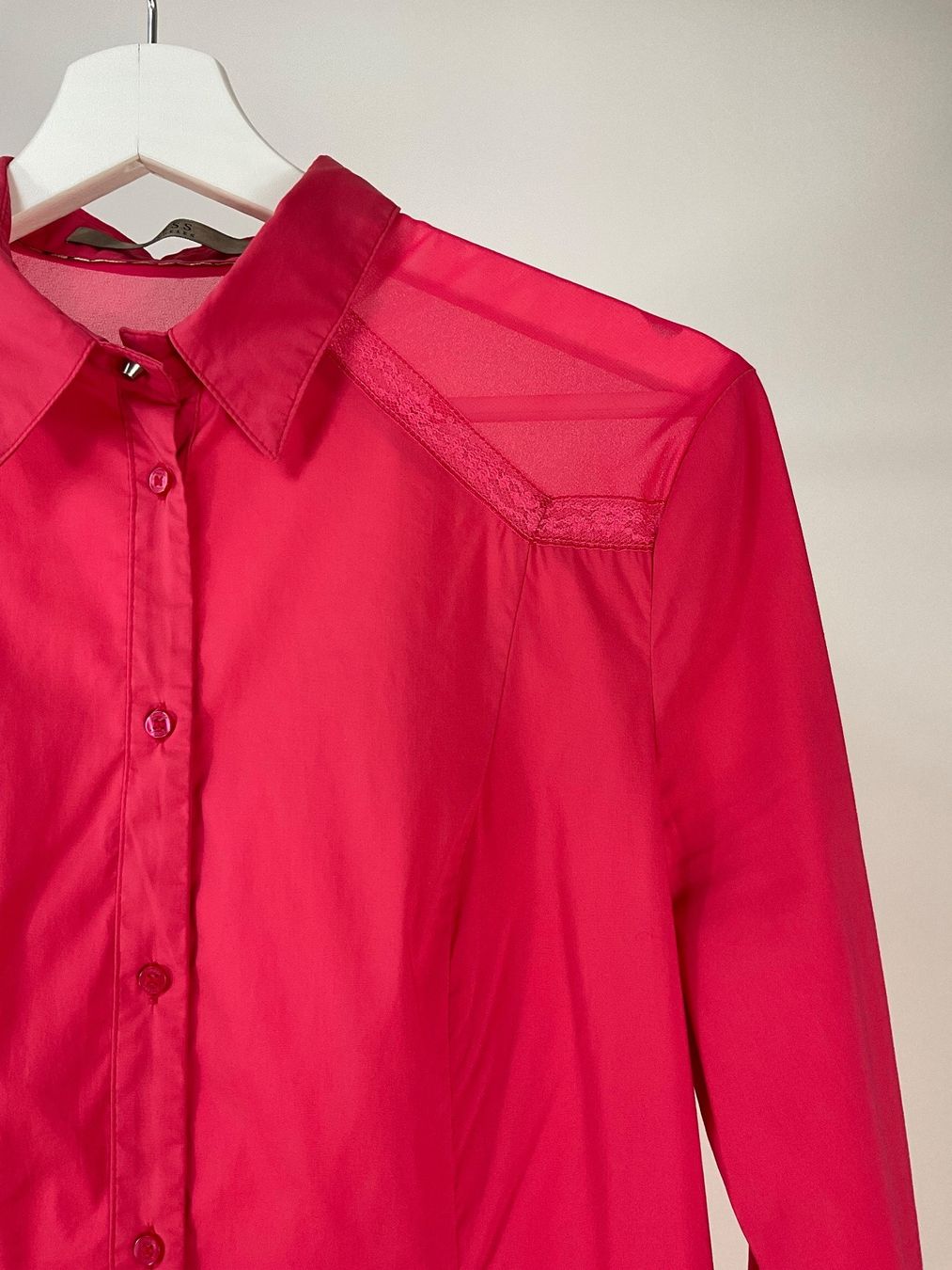 Guess Blusen: Bluse - Guess – Neu (gemäss Beschreibung) aus Romanshorn von MAFLOMAS 3