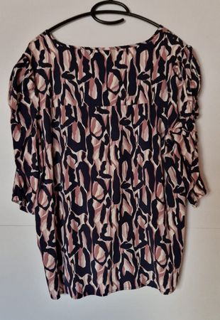 Bluse, Fransa, L