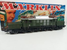 Märklin H0: 3022, Lokomotive 194 DB