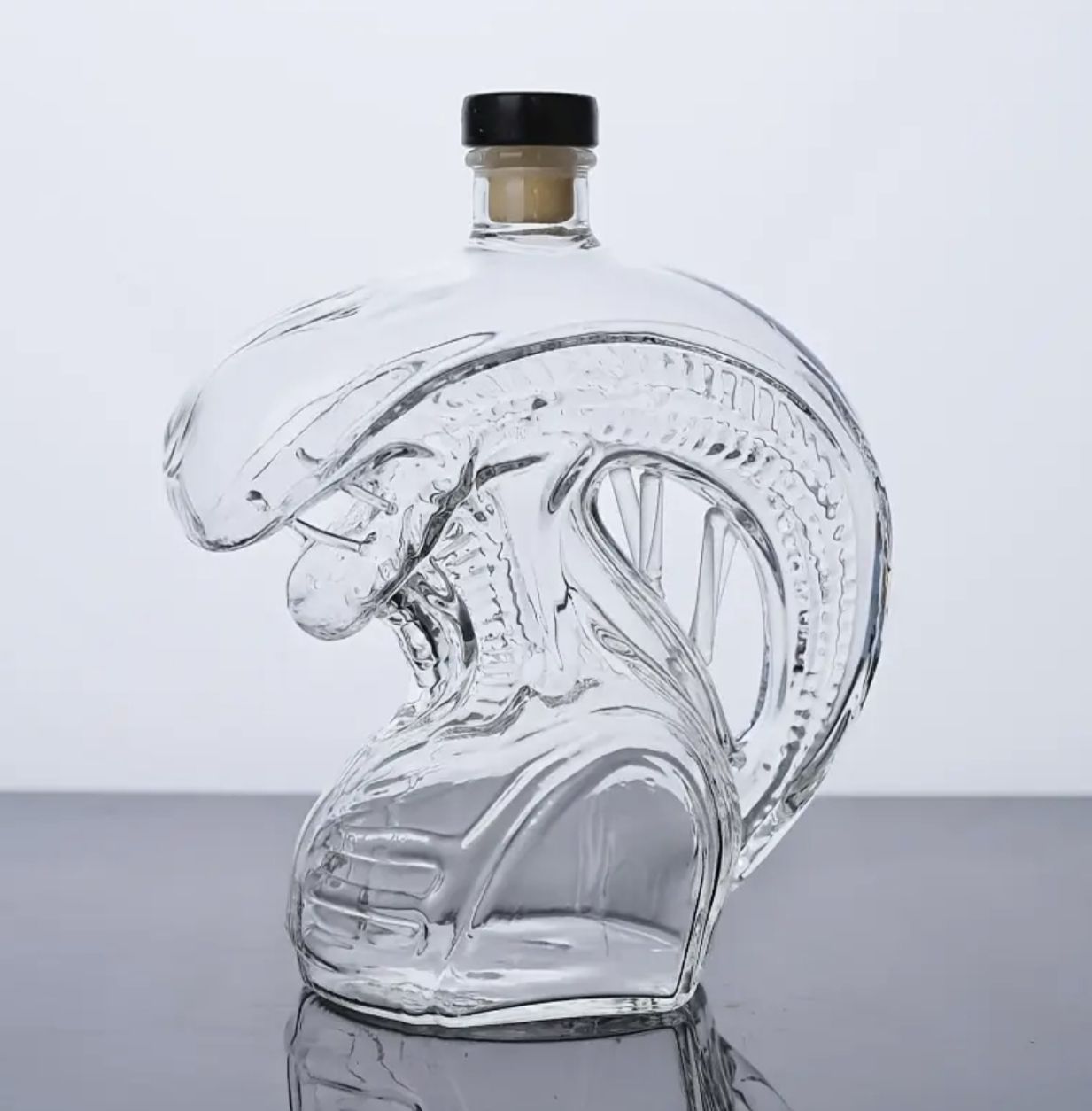 Autres vaisselles & verres: Alien Flasche Glas klar neu ca. 3.5dl  – Neuf avec emballage d'origine à Schiers par Topflash74 2