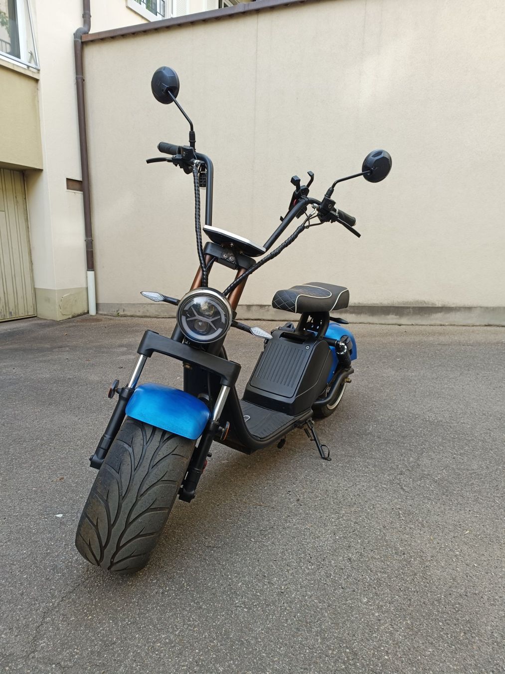 Veicoli elettrici: Elektro Roller  1500W, 45 km/h – Usato da Basel venduto da Crisi 1