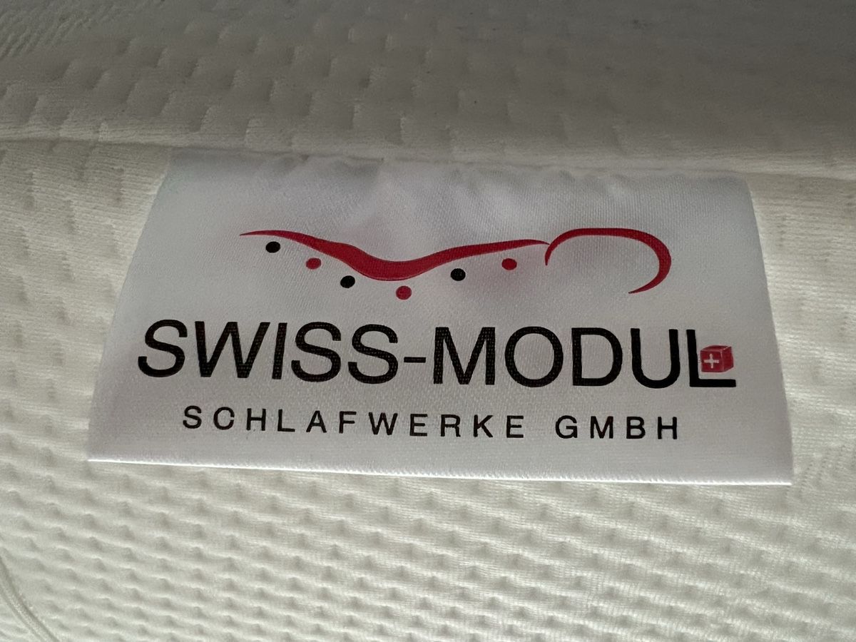 Kissen: Nackenkissen Swiss-Modul – Neu (gemäss Beschreibung) aus Seewen SZ von Missholdi 1