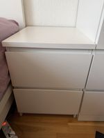 Nachttisch/Beistelltisch