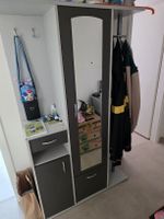 Garderobenschrank