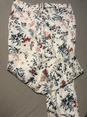 Blumen Hose, Frühling Sommer Look, Damen hose, Top!