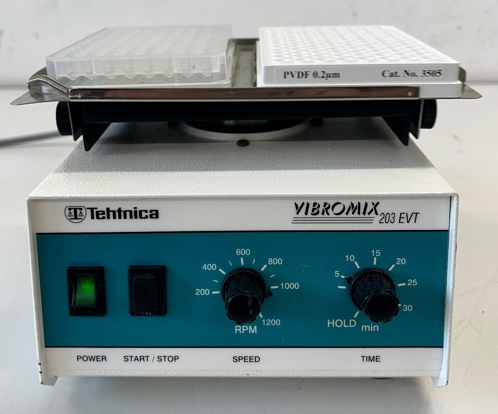 Accessori da laboratorio: Tehtnica Vibromix 203 T EVT Microplate Shaker – Usato da Niederdorf venduto da LeptonAG_Labor 1