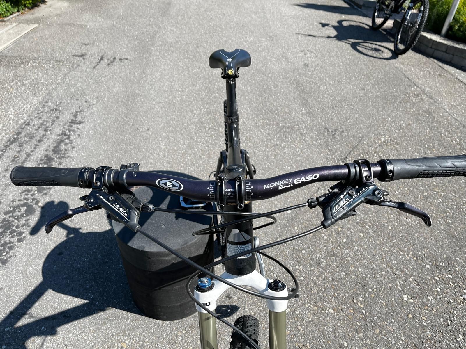 Biciclette: Canyon Nerve XC 6.0 Fully, Grösse M – Usato da Dagmersellen venduto da insidex 1