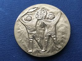 Medaille ,Bronze. St.Gallen KINDERFEST 1824 — 1974 unzirk.