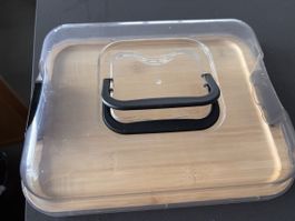 Food storage container with bamboo lid good condition