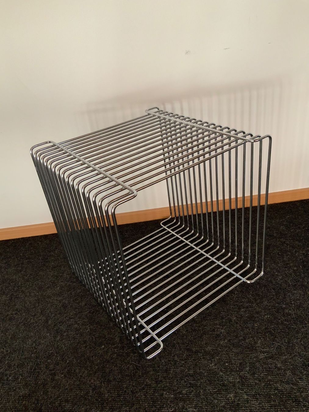 Scaffali: Panton Wire Cube Regal Beistelltisch Hocker – Usato da Wil SG venduto da Strila