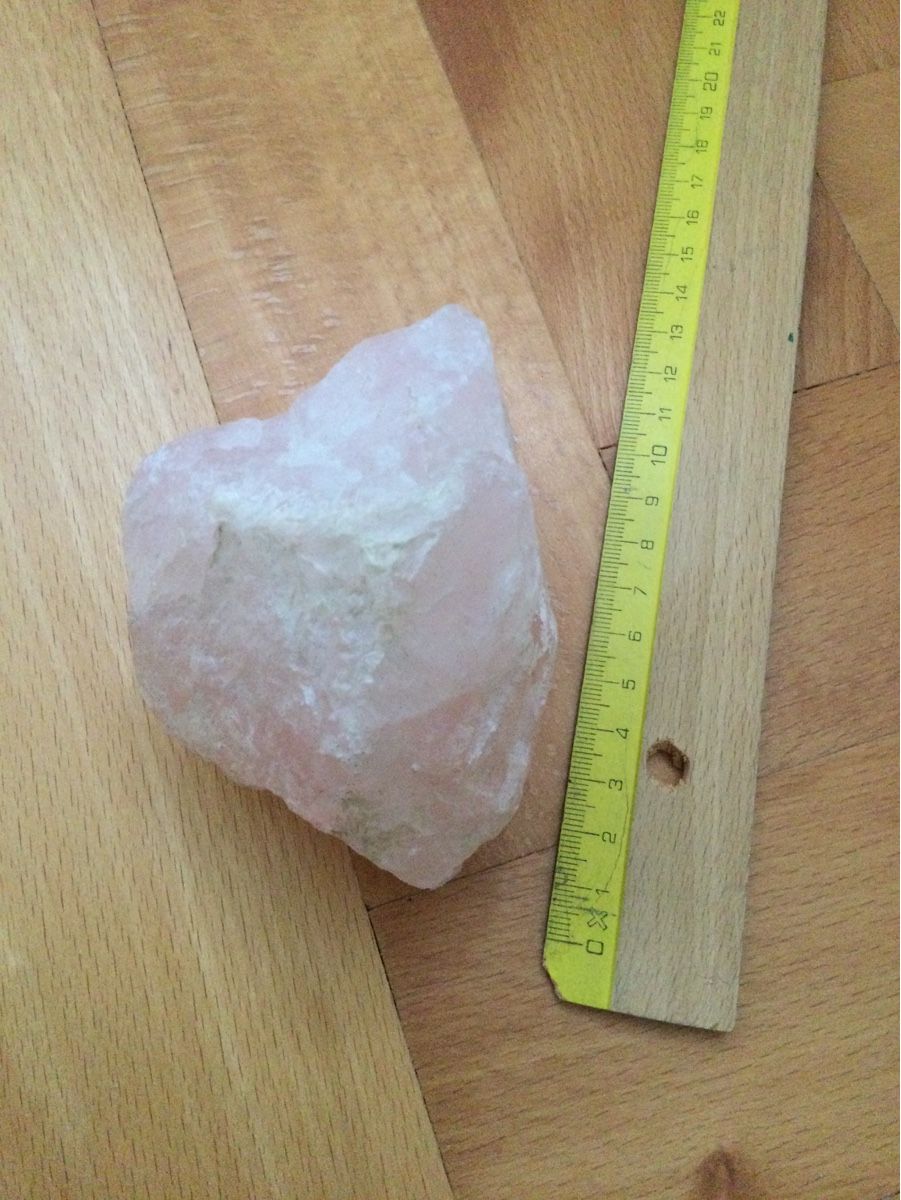 Minerali & Pietre curative: Rosenquarz – Usato da Rorschach venduto da curnaglia 1