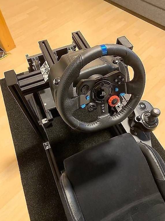 Controller: Rennsimulator mit Logitech G29 und Playseat - einsatzbereit – Usato da Kestenholz venduto da Matame 2