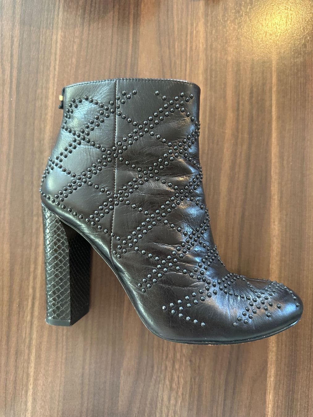 Calvin Klein Scarpe da donna: Les bottines Calvin Klein – Usato da Les Bioux venduto da ann_g9bh