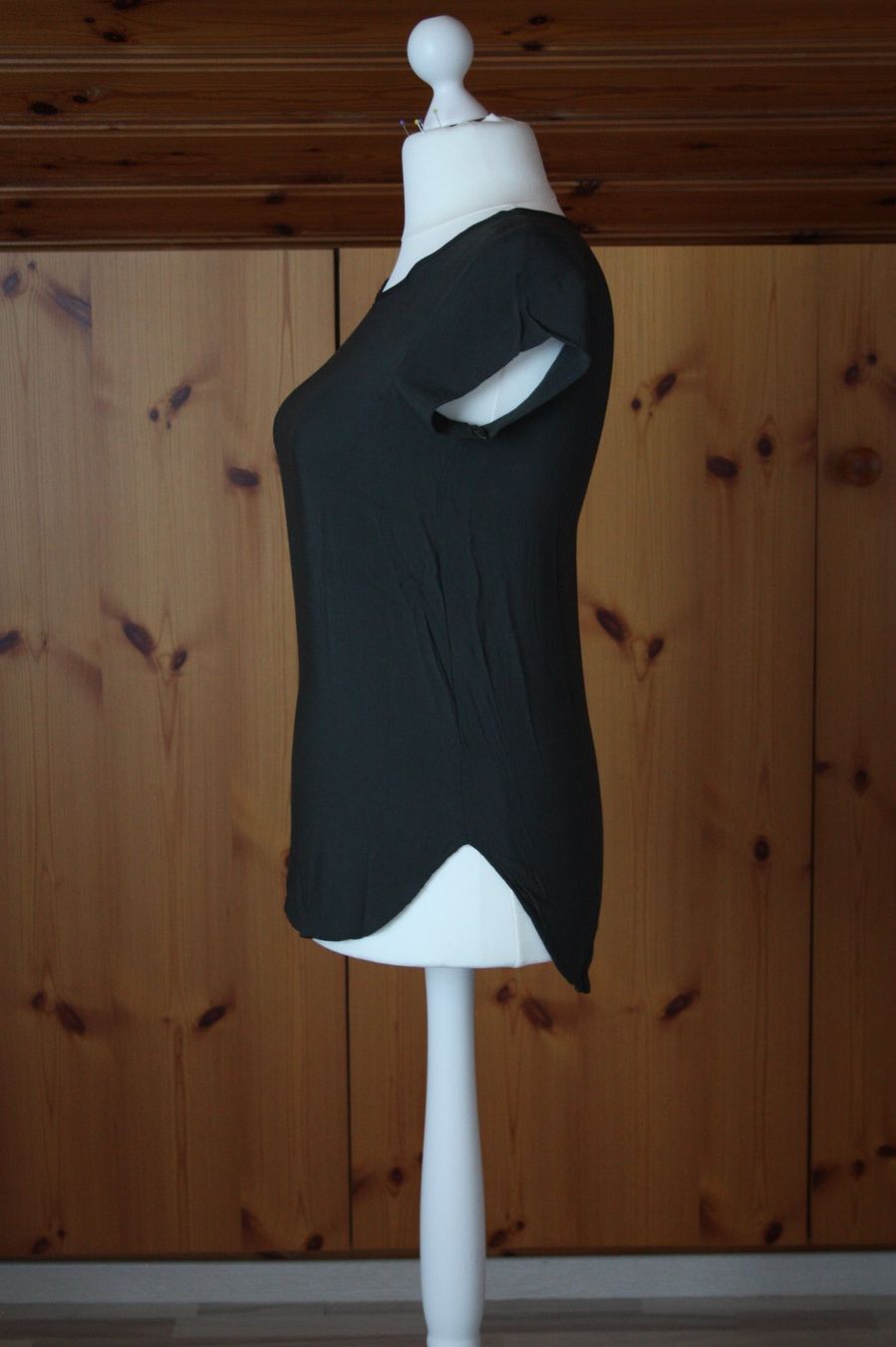 Blusen: Bluse  VERA MODA dunkel-olivgrün Gr. L – Gebraucht aus Flüelen von Diversicum-Textil 2