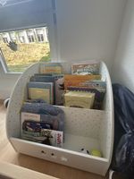 Kinder Bücherregal weiss mit Sternen guter Zustand